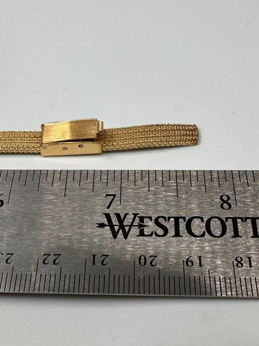 Vintage Armitron Watch Women Gold Tone Small Dial 17MM New Battery 7.5 Inch